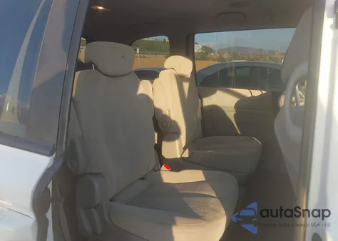 2009 Kia Sedona z USA, uszkodzony, nr VIN KNDMB133X96279359